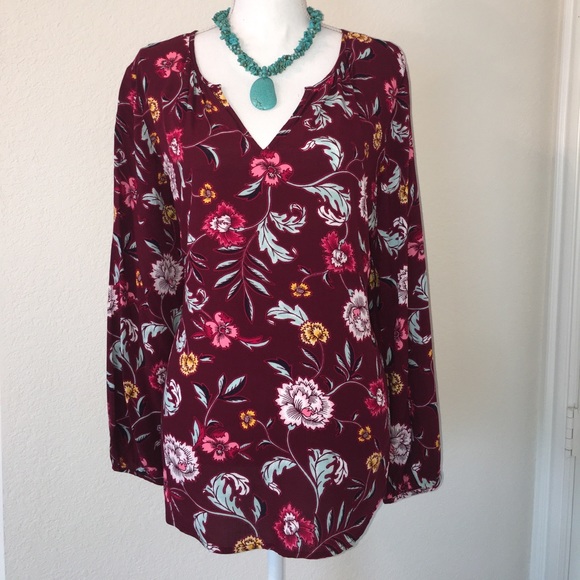 🌸🌸HOST PICK!!🌸🌸Ladies Floral Blouse - Picture 1 of 1